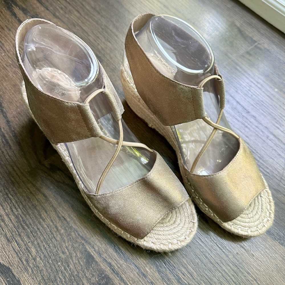 NWOB Eileen Fisher Rose Gold Espadrille Sz 8.5